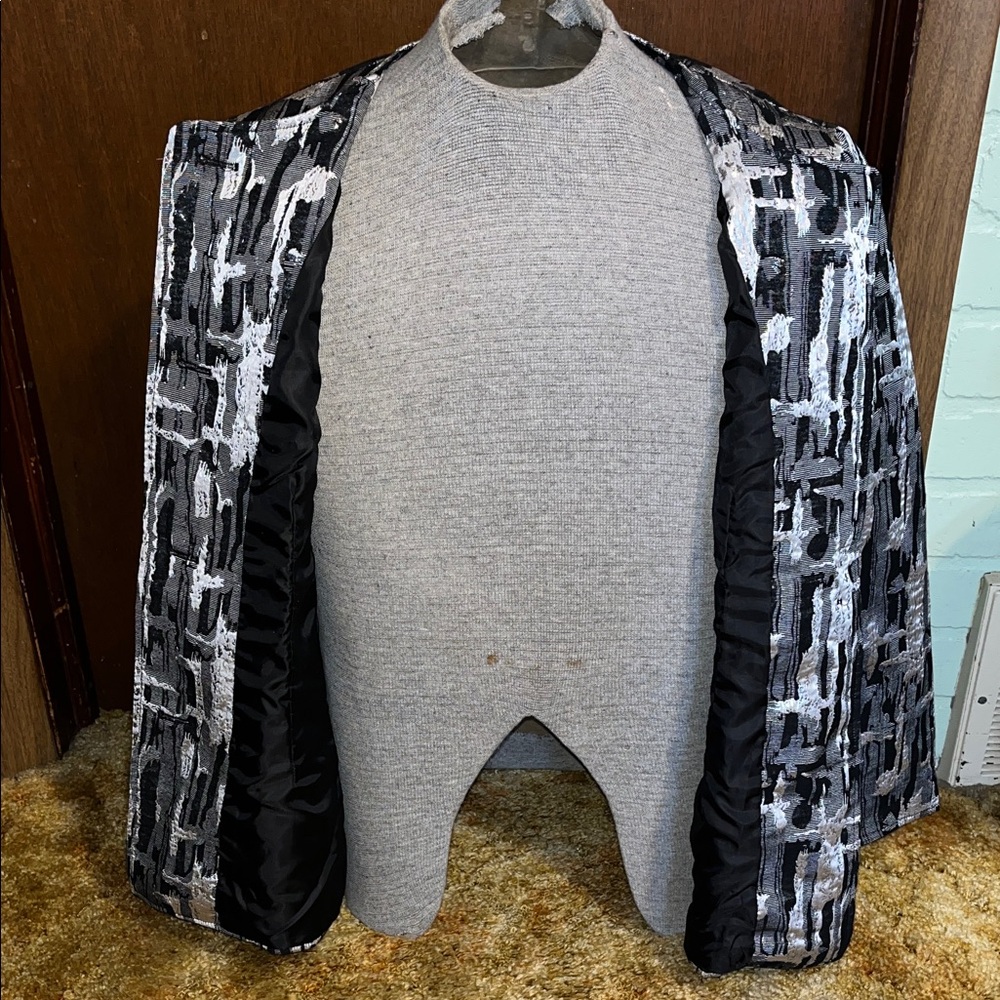 Focus 2000 Black and Gray Abstract Blazer - Picture 2 of 16